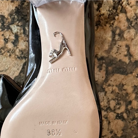 MIU MIU PRADA BLACK PATENT LEATHER CRYSTALS HEEL PUMPS - Picture 8 of 8